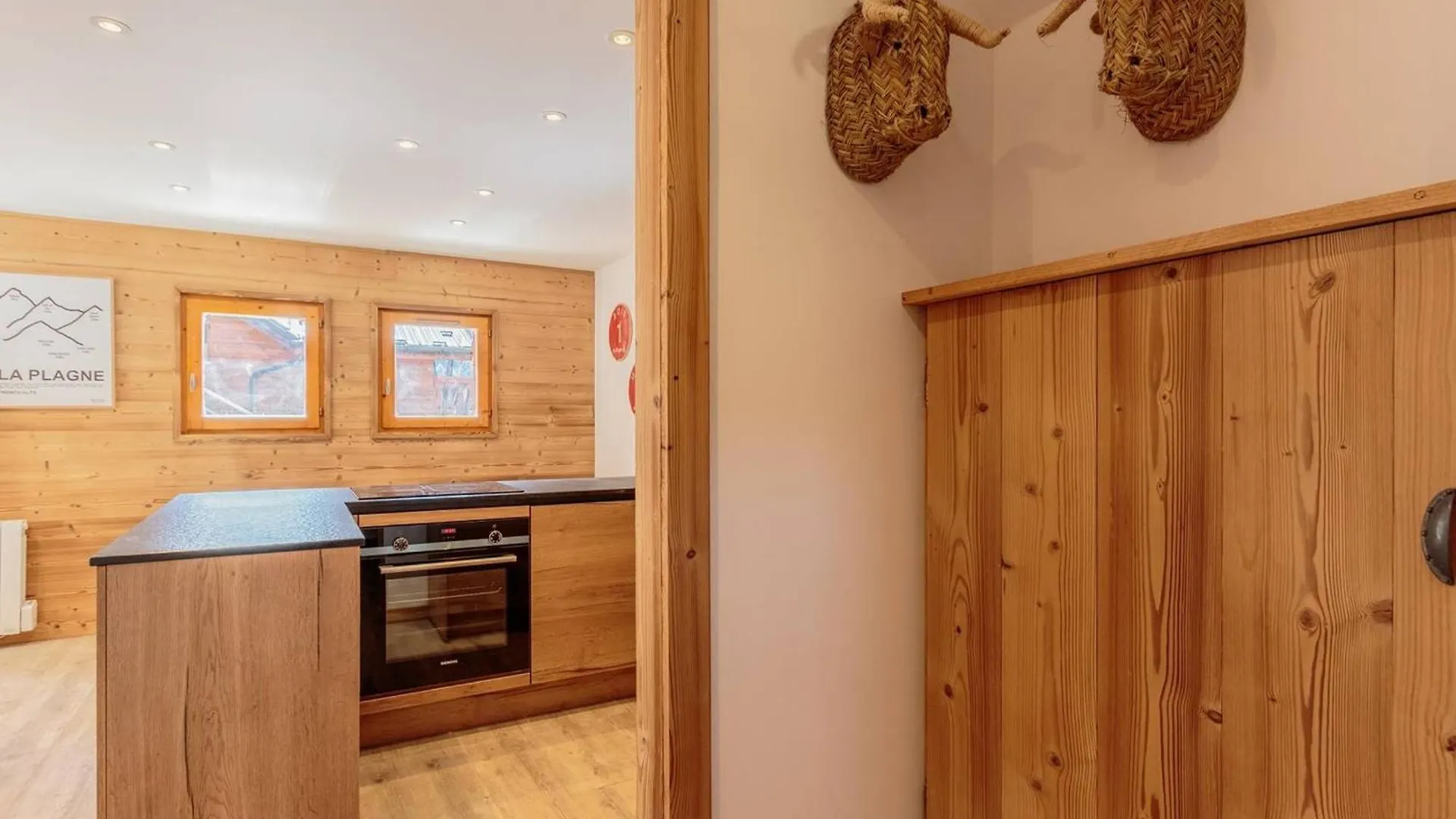Chalet Renove Skis Aux Pieds, 4 Chambres, Plagne Soleil - Fr-1-351-144 La Plagne-Tarentaise Feriehus